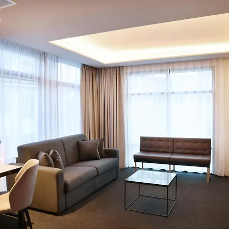 Hotel Saga