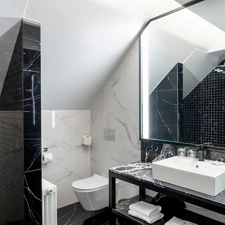 Saga Hotel 4*